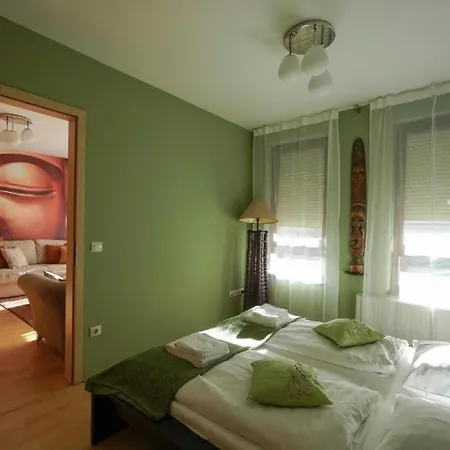 Jasmin At Gozsdu With Free Garage