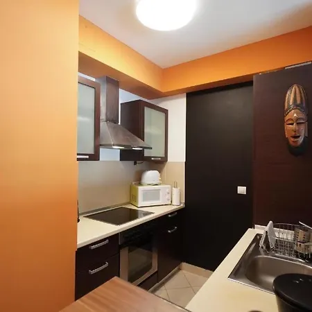 Jasmin At Gozsdu With Free Garage Daire