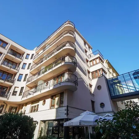 Jasmin At Gozsdu With Free Garage Daire *